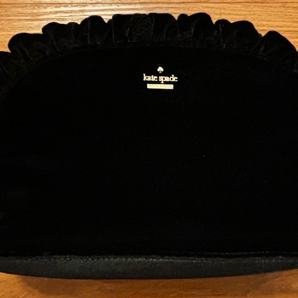 NWOT Kate Spade Velvet Clutch Could be cosmetic bag Ruffles Gold hardware NEW - Picture 8 of 16